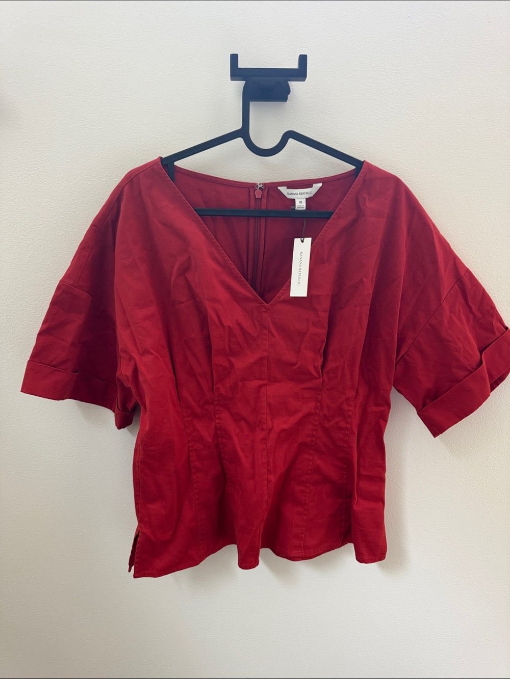 Banana Republic Vneck red peplum blouse